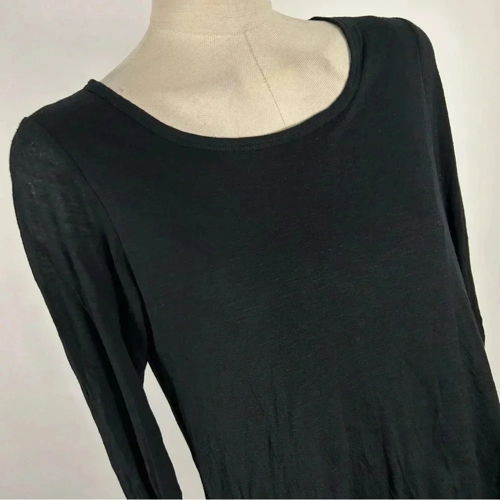 BCBGMaxAzria top M - Picture 4 of 11